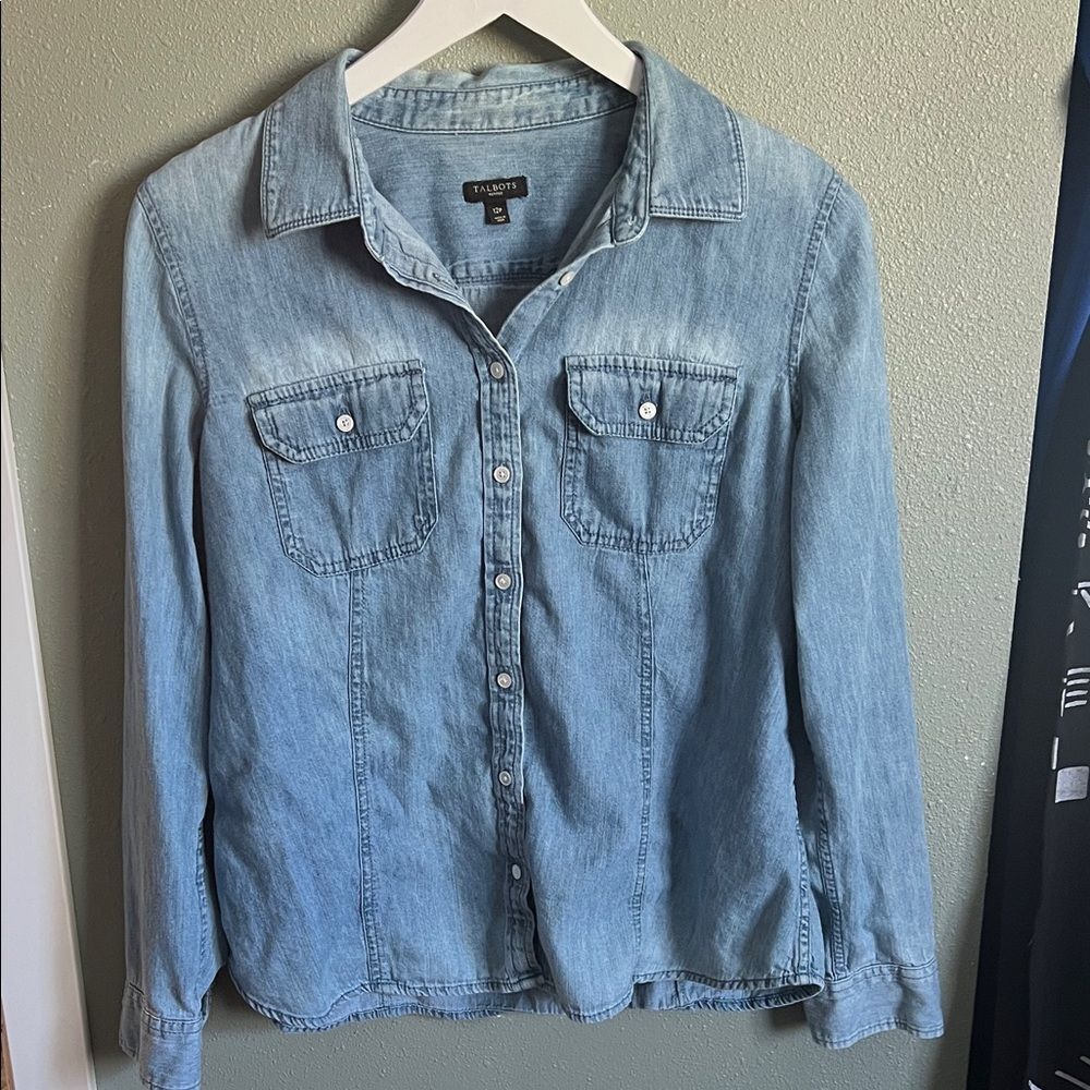 Talbots Petites Denim Button down shirt 12P